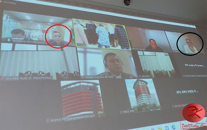 Terdakwa Ahmad Zuhdi (lingkaran merah) dan saksi Plt. Sekda PPU Muliadi (lingkaran hitam) dalam sidang yang digelar secara virtual. (foto : LVL)