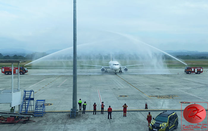 Penerbangan perdana Maskapai Super Air Jet (SAJ) dari Bandara APT Pranoto Samarinda rute Samarinda - Surabaya PP mulai 22 April 2022. (foto : Exclusive/SM)