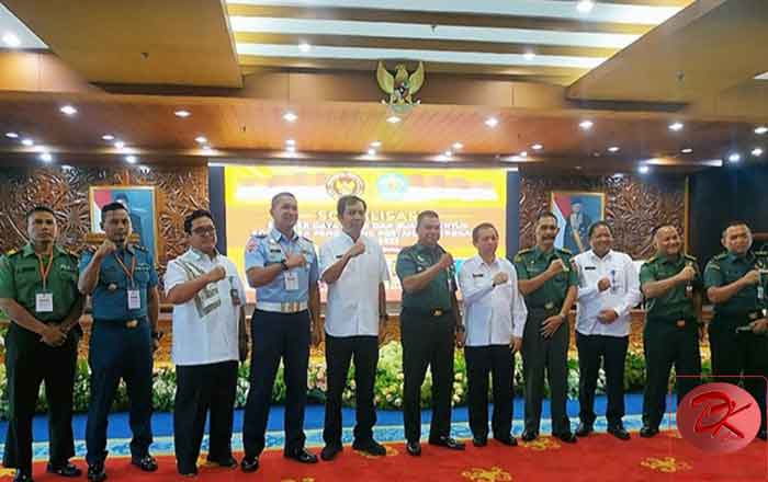 Wakil Gubernur Kaltim Hadi Mulyadi dalam Sosialisasi Sumber Daya Alam dan Buatan Untuk Komponen Pendukung Pertahanan Negara. (foto : @my)