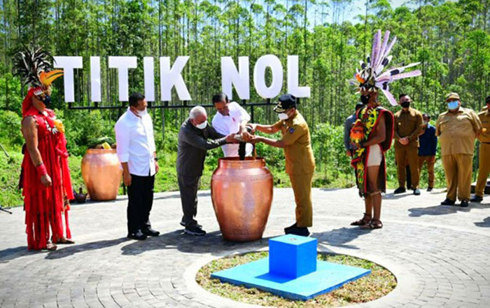 Presiden Joko Widodo pada satu kesempatan di Titi Nol IKN. (foto : Humas Pembrov Kaltim)