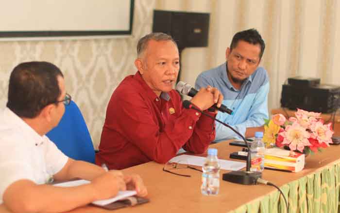 Muhammad Samsun, Wakil Ketua DPRD Kaltim bersama Komisi 2 kunjungi Balai Benih Pangan di Loa Kulu. (foto: Exclusive)