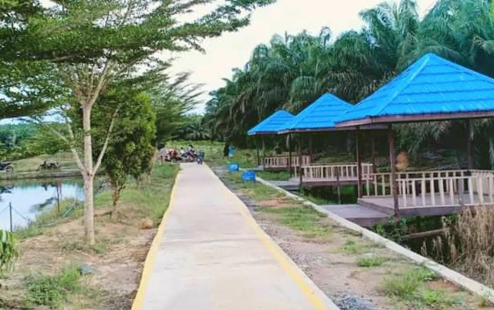 Tempat wisata terbaru Danau Wisata Embung Banyu Langit di Desa Suka Maju, Kecamatan Kongbeng. (foto: Exclusive)