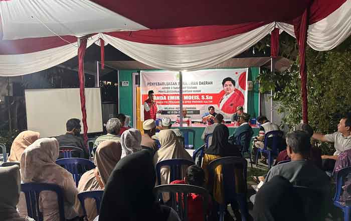 Anggota DPRD Kaltim Ananda Emira Moeis menggelar kegiatan Sosialisasi Perda Bantuan Hukum kepada warga di Loa Bakung. (foto: Exclusive)