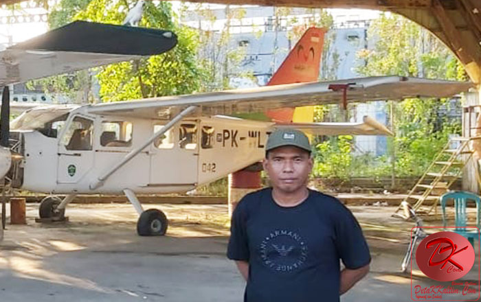 Salah satu Pesawat Terbang merk GA8 Airvan Serial Number 03-042 dalam kondisi scrab (total loss) yang dilelang hari ini berada di Hanggar Ex Bandara Temindung Samarinda. (foto: LVL)